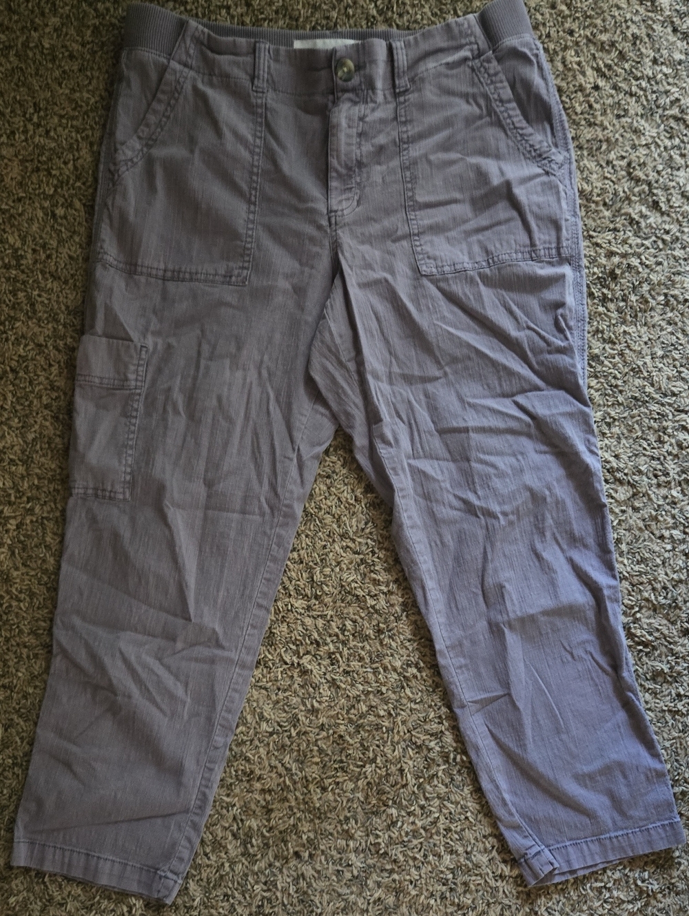 Sonoma Women's Light Gray Cropped Cargo Trousers